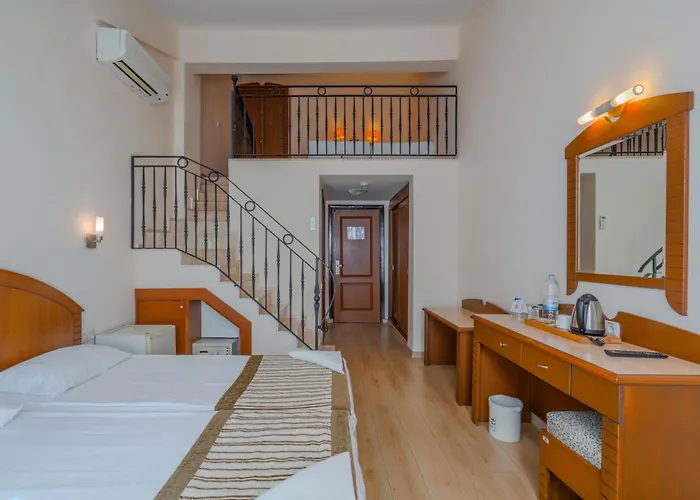 Sural Garden 3* Side