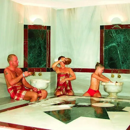 אתר נופש Sural Garden 3*