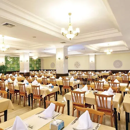 Sural Garden אתר נופש 3*